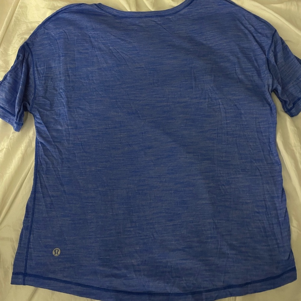 Lululemon short sleeve top